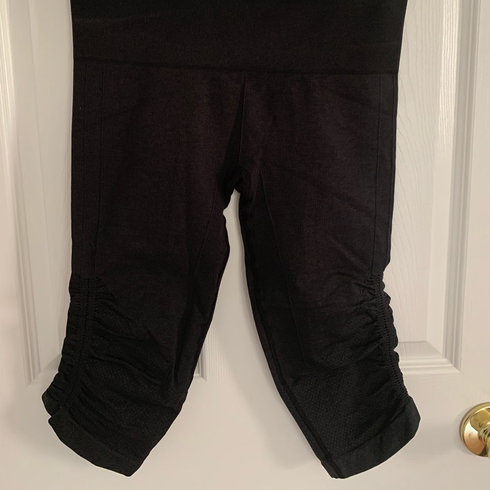 🛑 SOLD Lululemon In the Flow Crop II